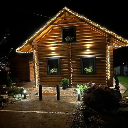 Roenk Relax Lägenhet Miskolc Exteriör bild