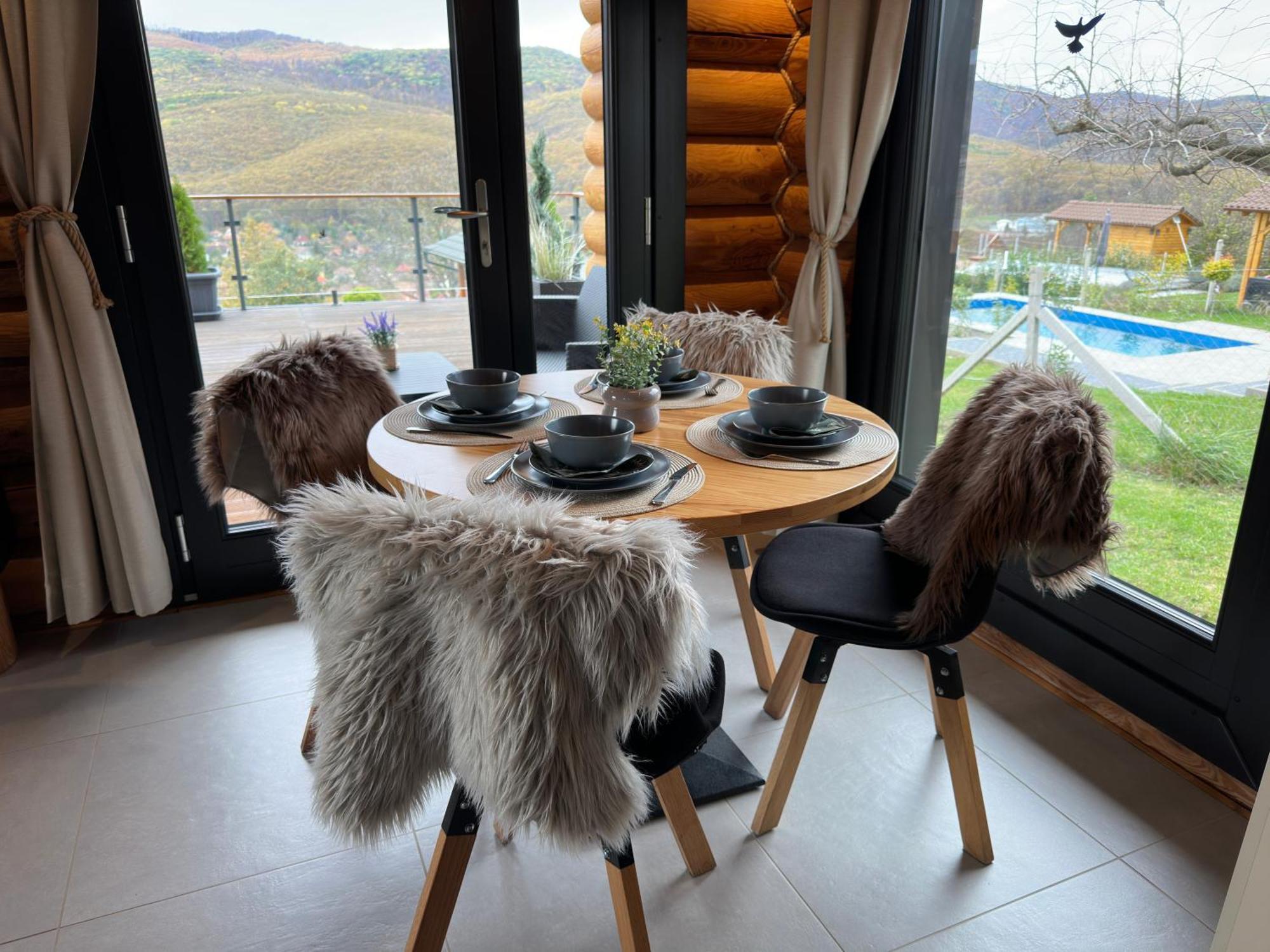 Roenk Relax Lägenhet Miskolc Exteriör bild