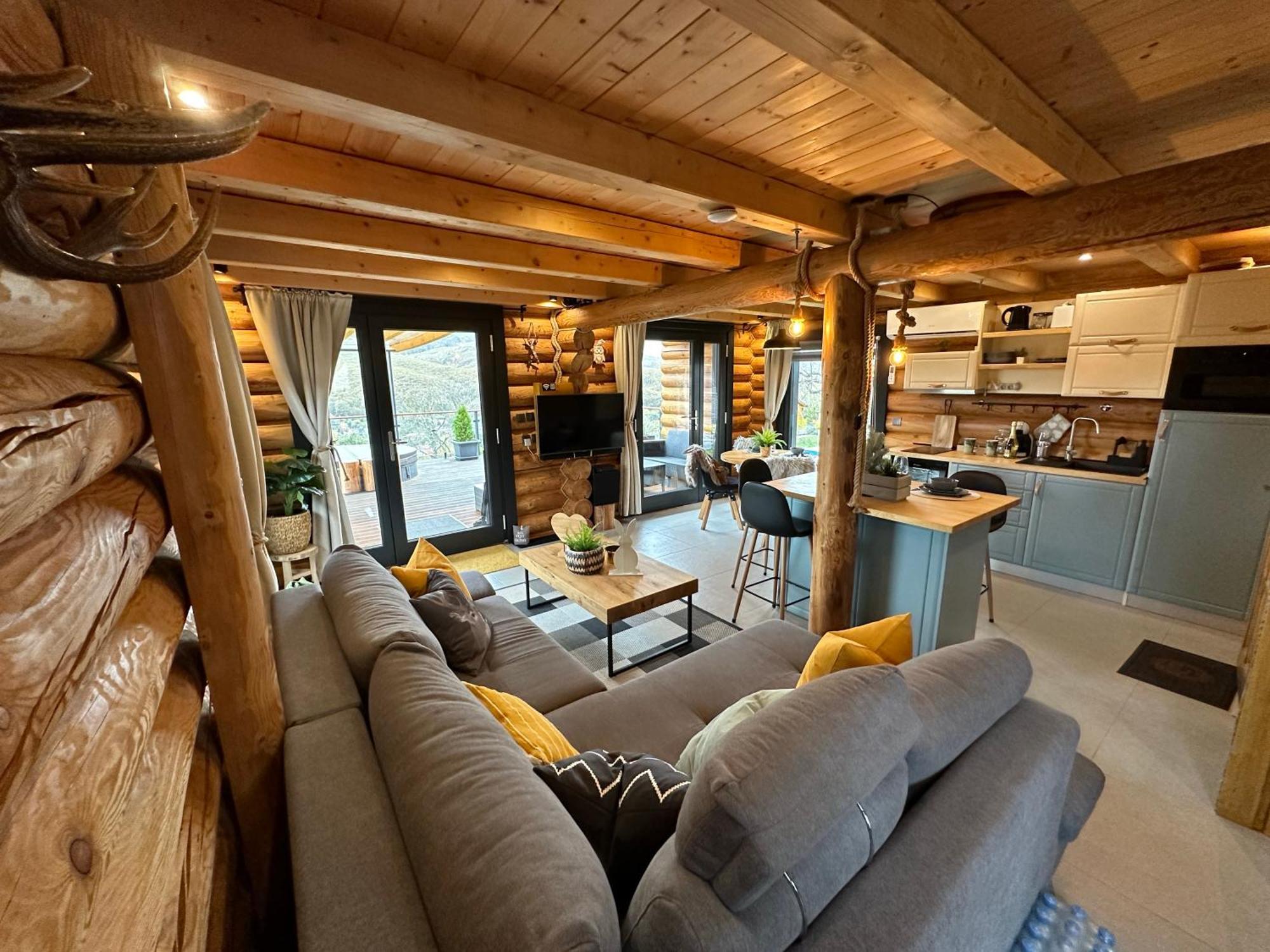 Roenk Relax Lägenhet Miskolc Exteriör bild